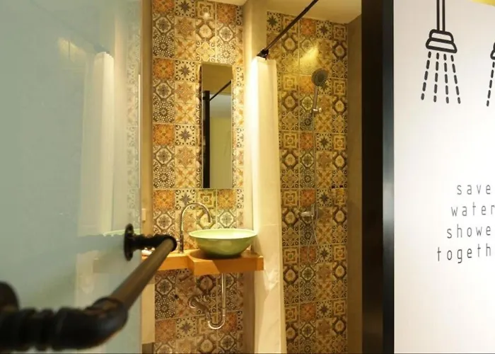 Hotel Nandha