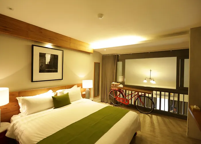 Nandha Hotel